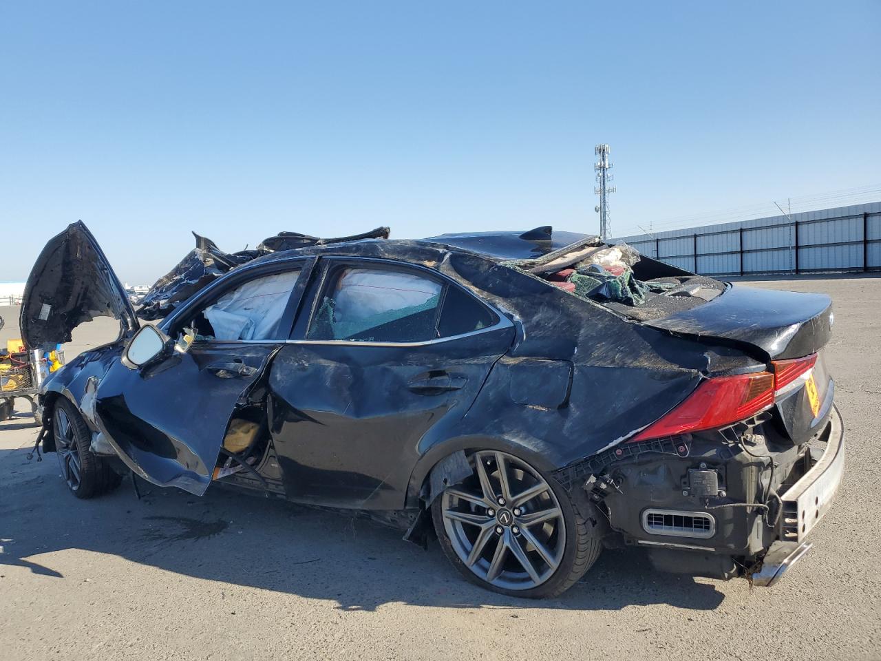 2017 Lexus Is VIN JTHBE1D21H5029399 photo 2