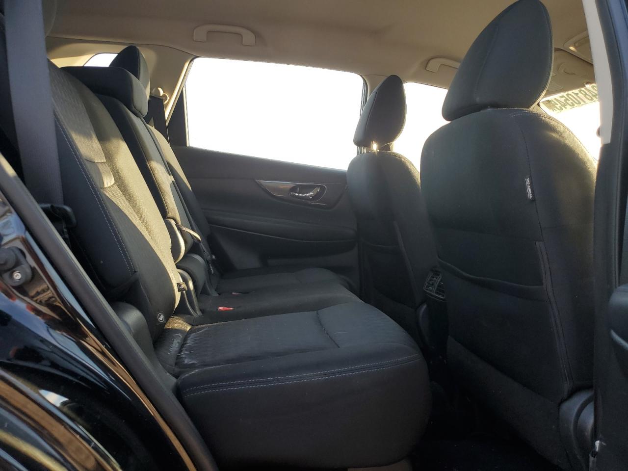 2017 Rogue VIN KNMAT2MTXHP522133 photo 11