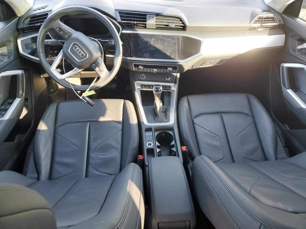 2022 Audi Q3 VIN WA1AECF37N1080286 photo 8