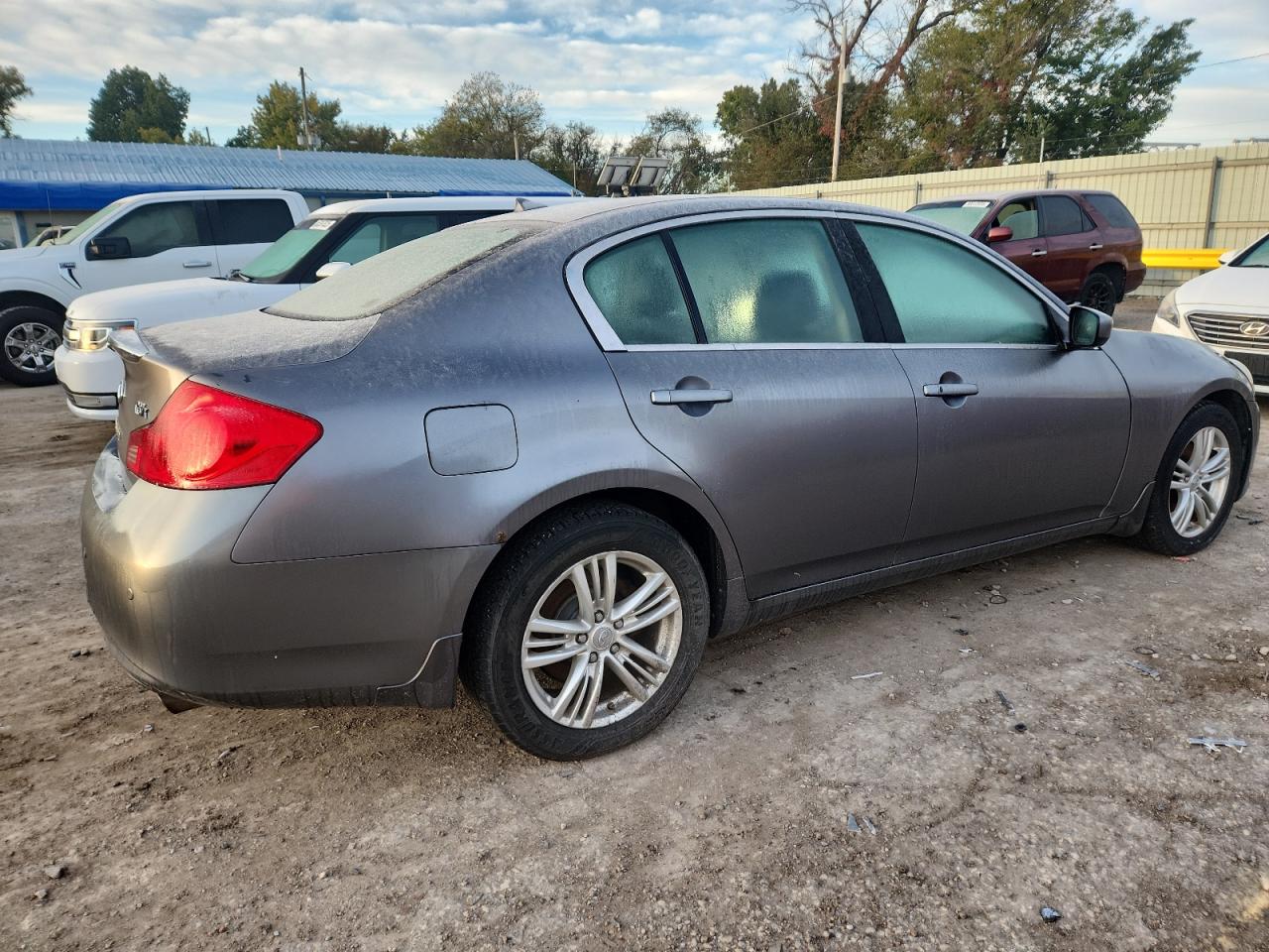 2011 Infiniti G37 VIN JN1CV6AR0BM406454 photo 3