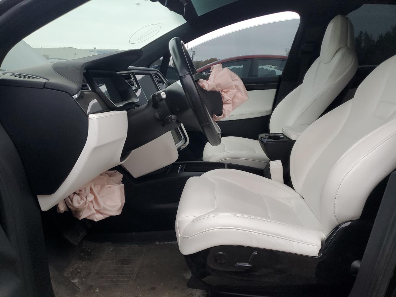 2017 TESLA Model x VIN 5YJXCBE29HF041414 photo 7