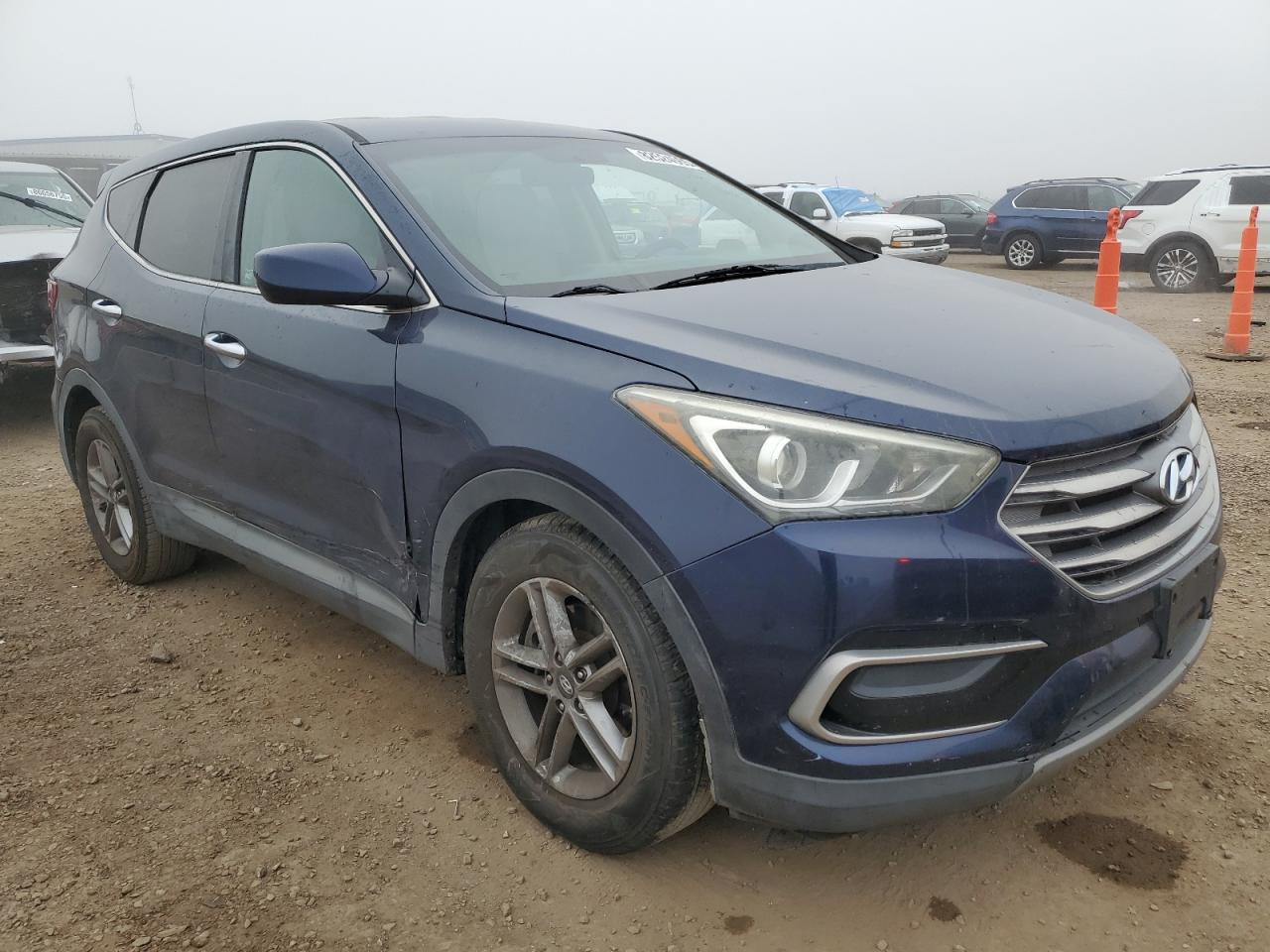 2017 Hyundai Santa fe VIN 5XYZTDLB6HG466394 photo 4