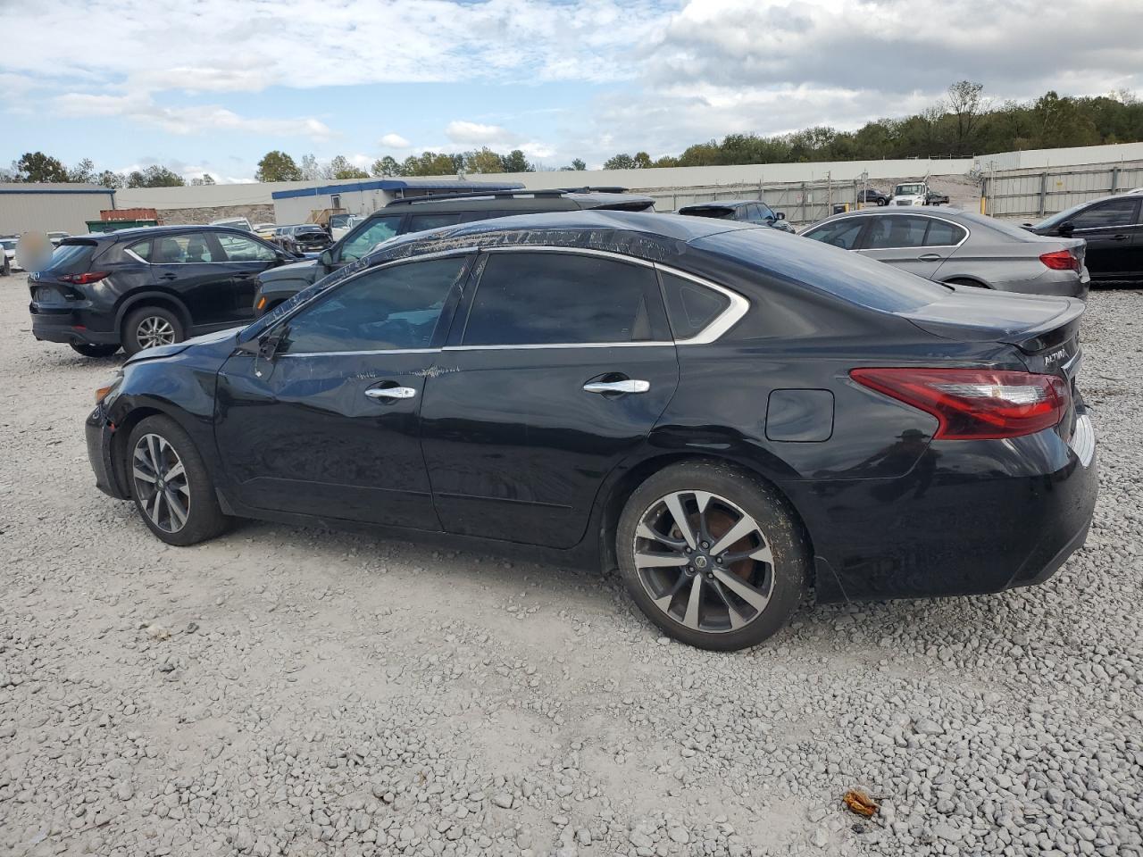 2017 Nissan Altima VIN 1N4AL3AP2HC274874 photo 2