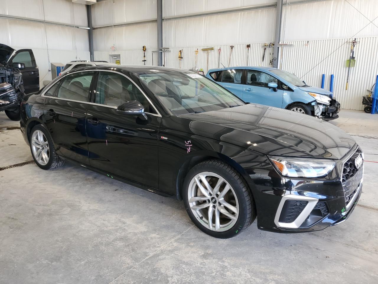 2020 Audi A4 VIN WAUDNAF42LA072557 photo 4