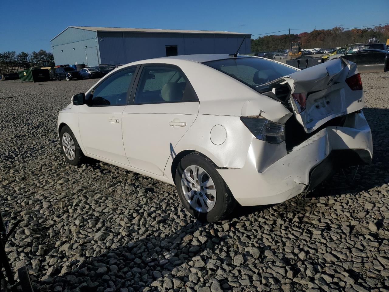 2012 Kia Forte VIN KNAFU4A28C5496577 photo 2