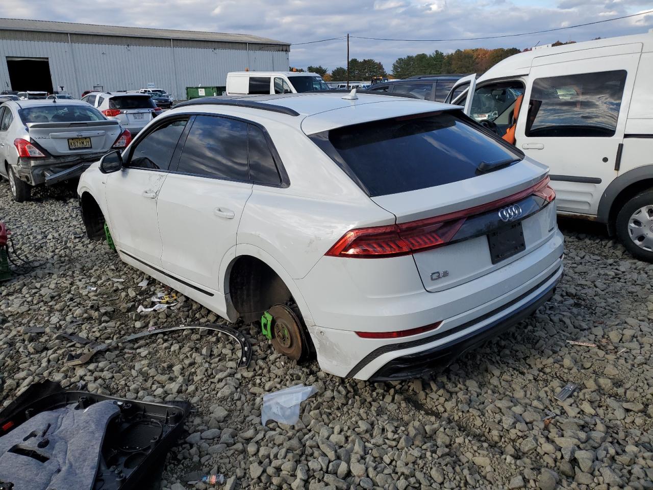 2019 Audi Q8 VIN WA1EVBF18KD034731 photo 2