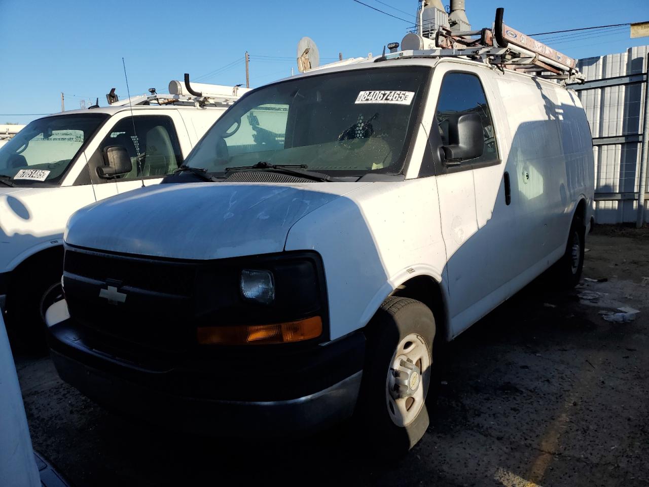 2014 CHEV Express VIN 1GCWGFCB4E1134694 photo 1