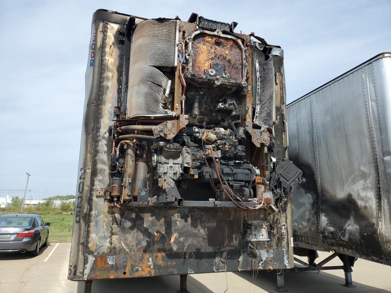 2021 UTILITY All models VIN 1UYVS2537M6988607 photo 9