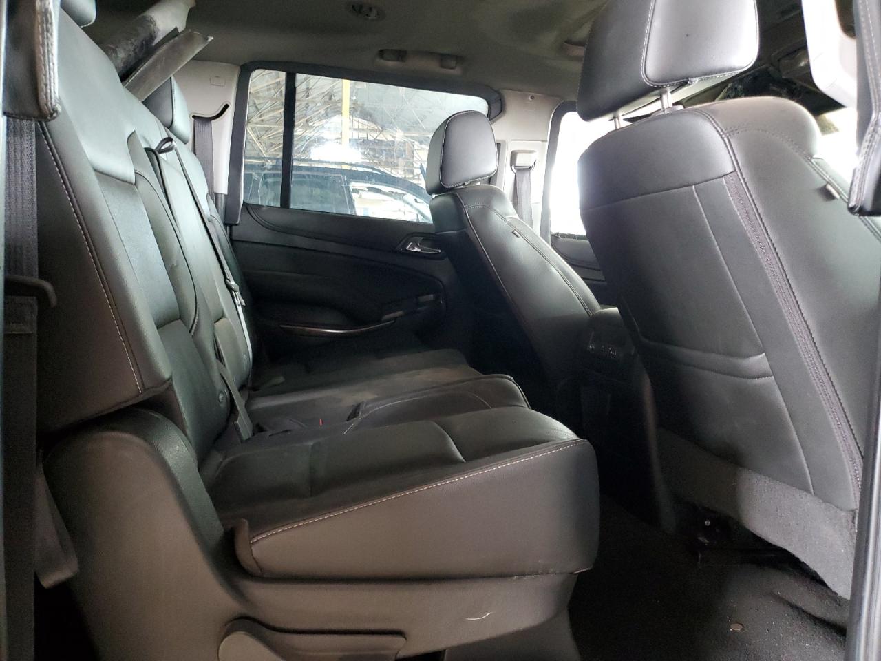 2020 CHEVROLET Suburban VIN 1GNSKHKC1LR156323 photo 11