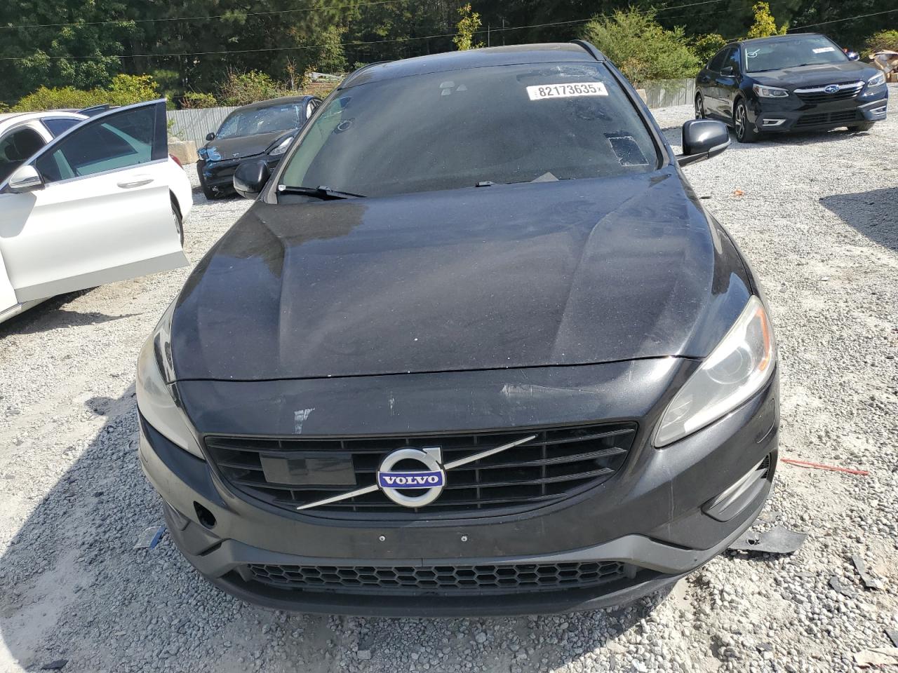 2018 Volvo V60 VIN YV140MELXJ2389290 photo 5