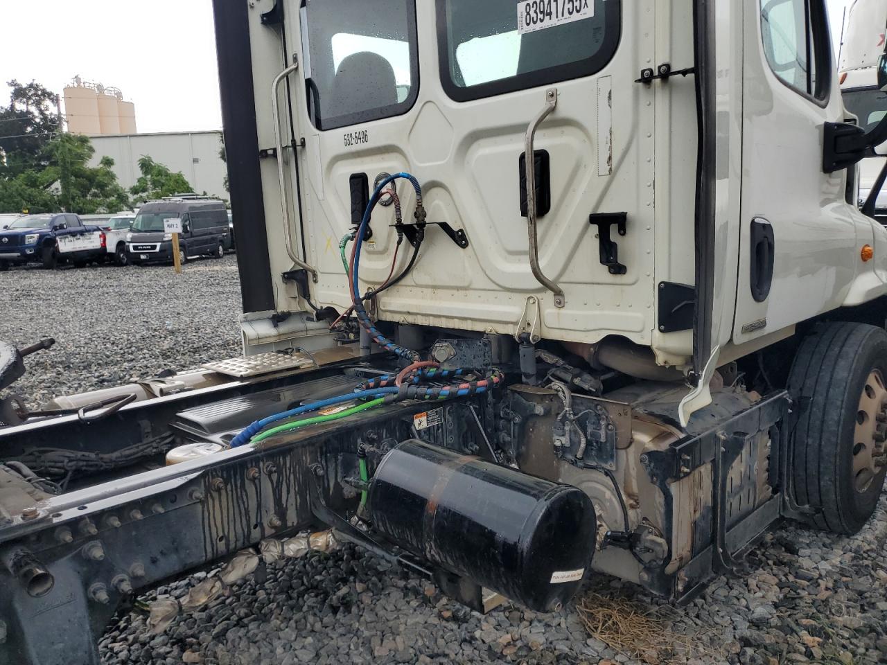 2016 FREIGHTLINER All other VIN 3AKBGADV2GSHB2532 photo 6