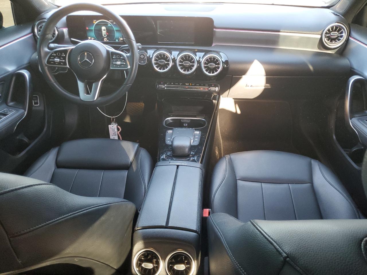 2022 Mercedes-Benz A-class VIN W1K3G4EBXNJ377744 photo 8