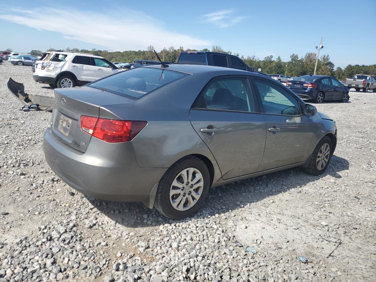 2012 Kia Forte VIN KNAFU4A28C5559046 photo 3