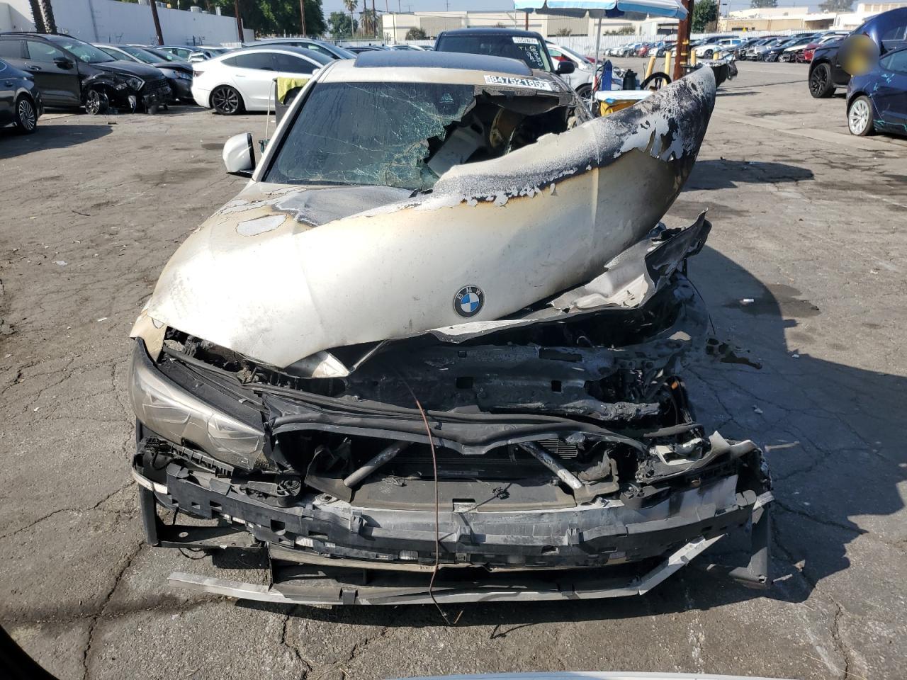 2019 BMW 3 series VIN 3MW5R1J53K8B02779 photo 5