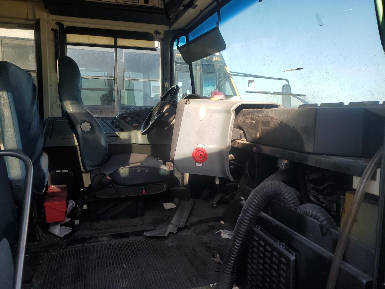 2013 Ic Ce series VIN 4DRBUSKN7DB199135 photo 5