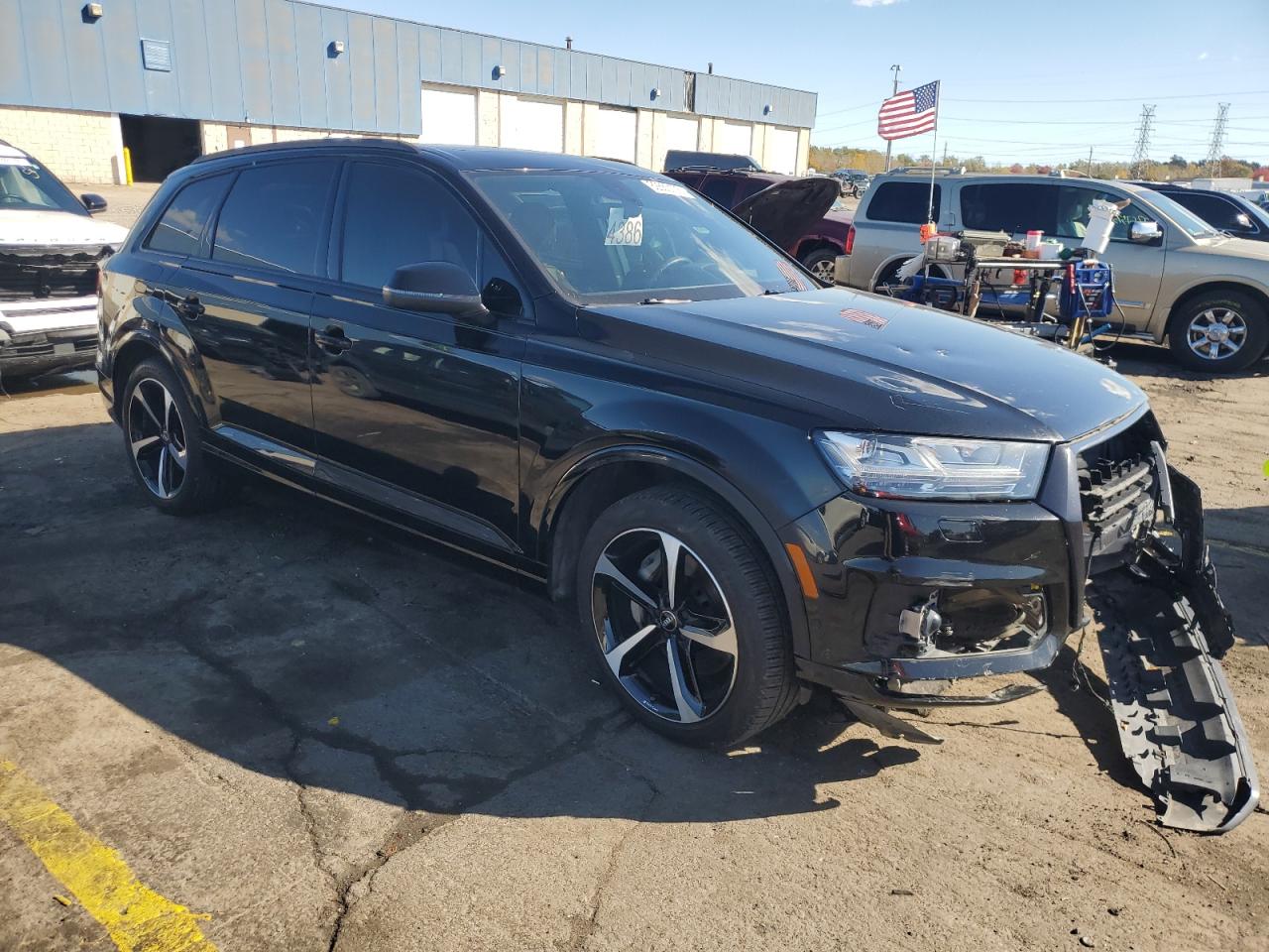 2019 AUDI Q7 VIN WA1VAAF75KD001972 photo 4