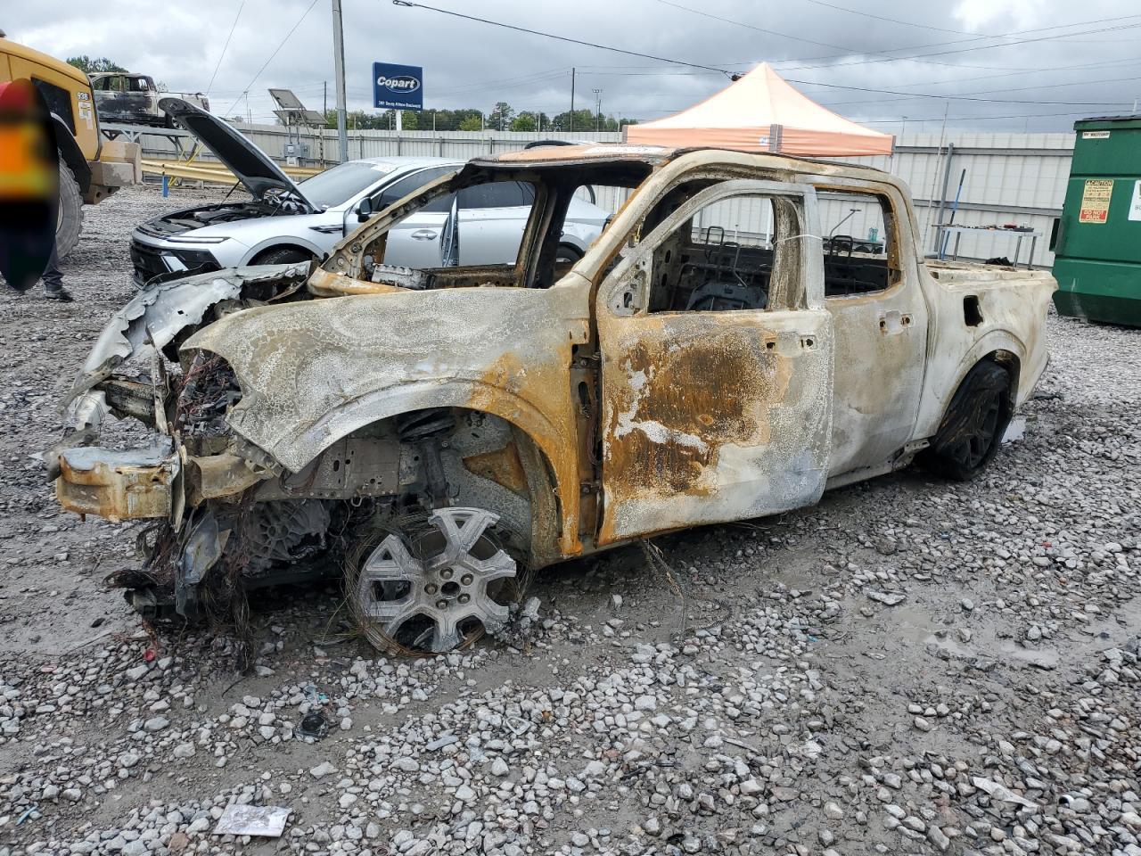 2025 Ford Maverick l VIN 3FTTW8S37SRA08598 photo 1