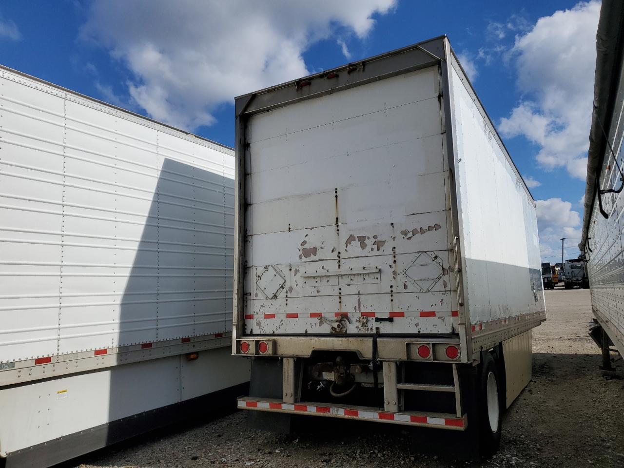 2009 GGSD Dry van tr VIN 1GRAA56199K207136 photo 4