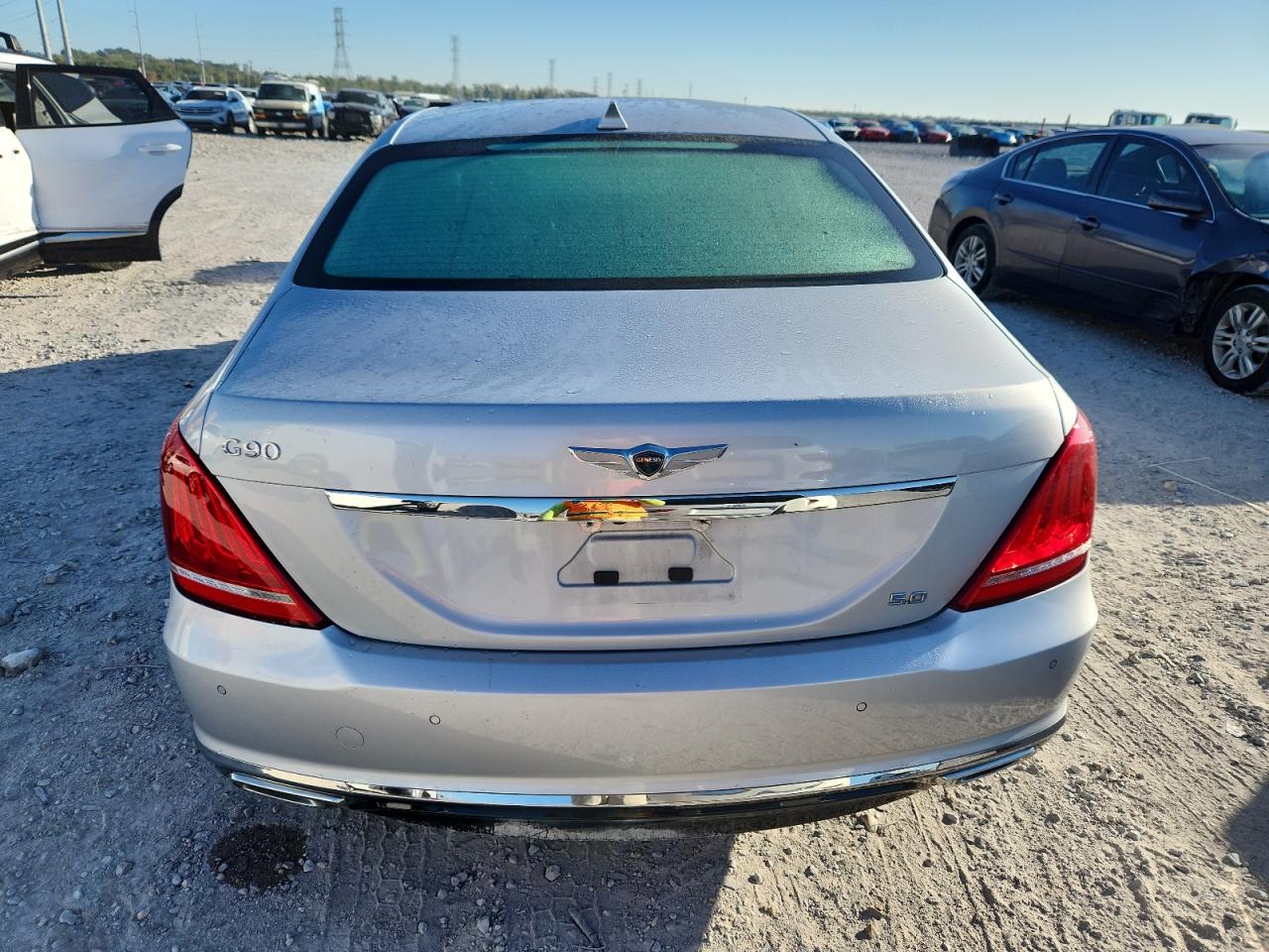 2019 Genesis G90 VIN KMTF54JH1KU054122 photo 6
