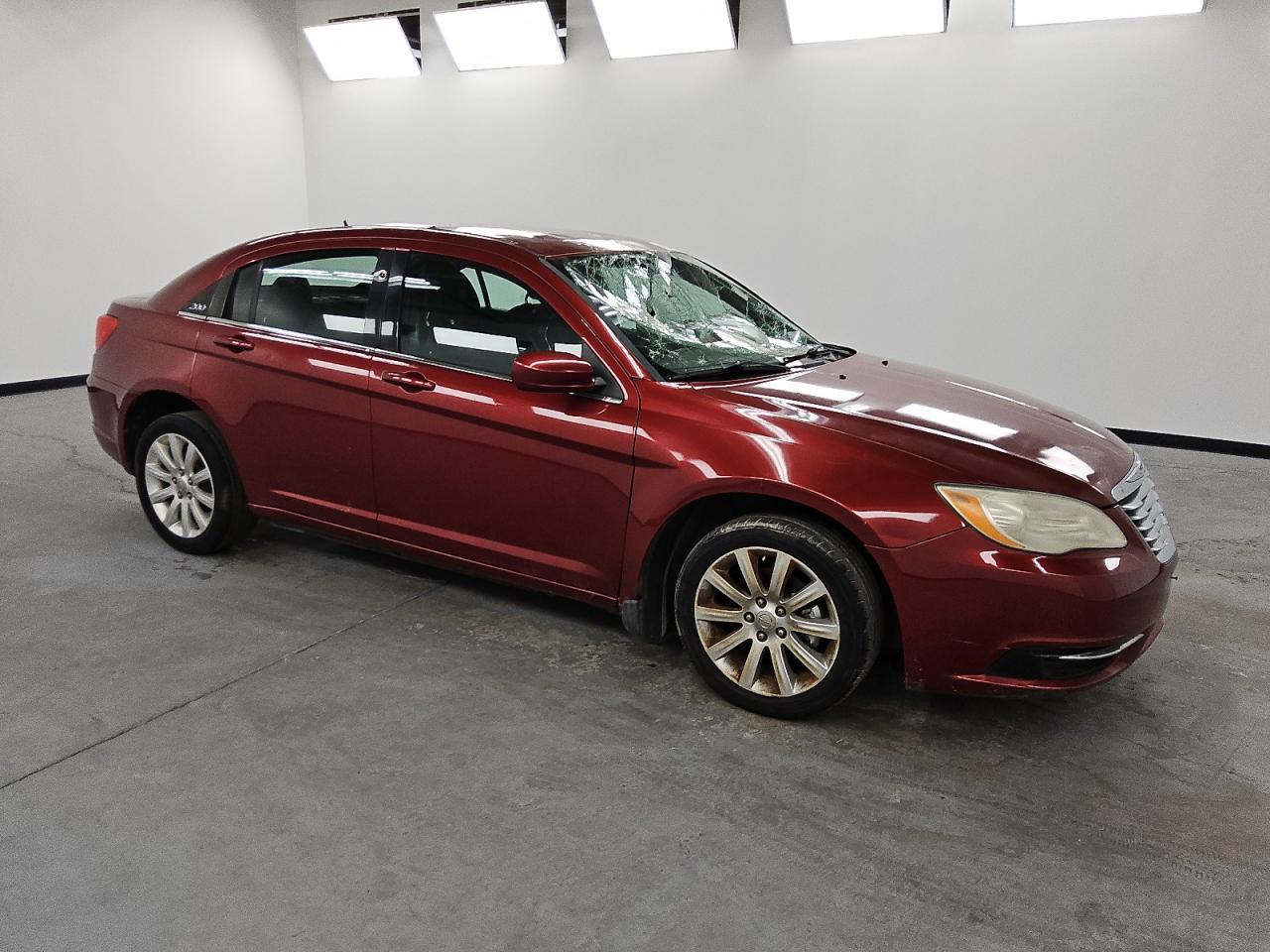 2012 Chrysler 200 VIN 1C3CCBBB2CN107111 photo 4