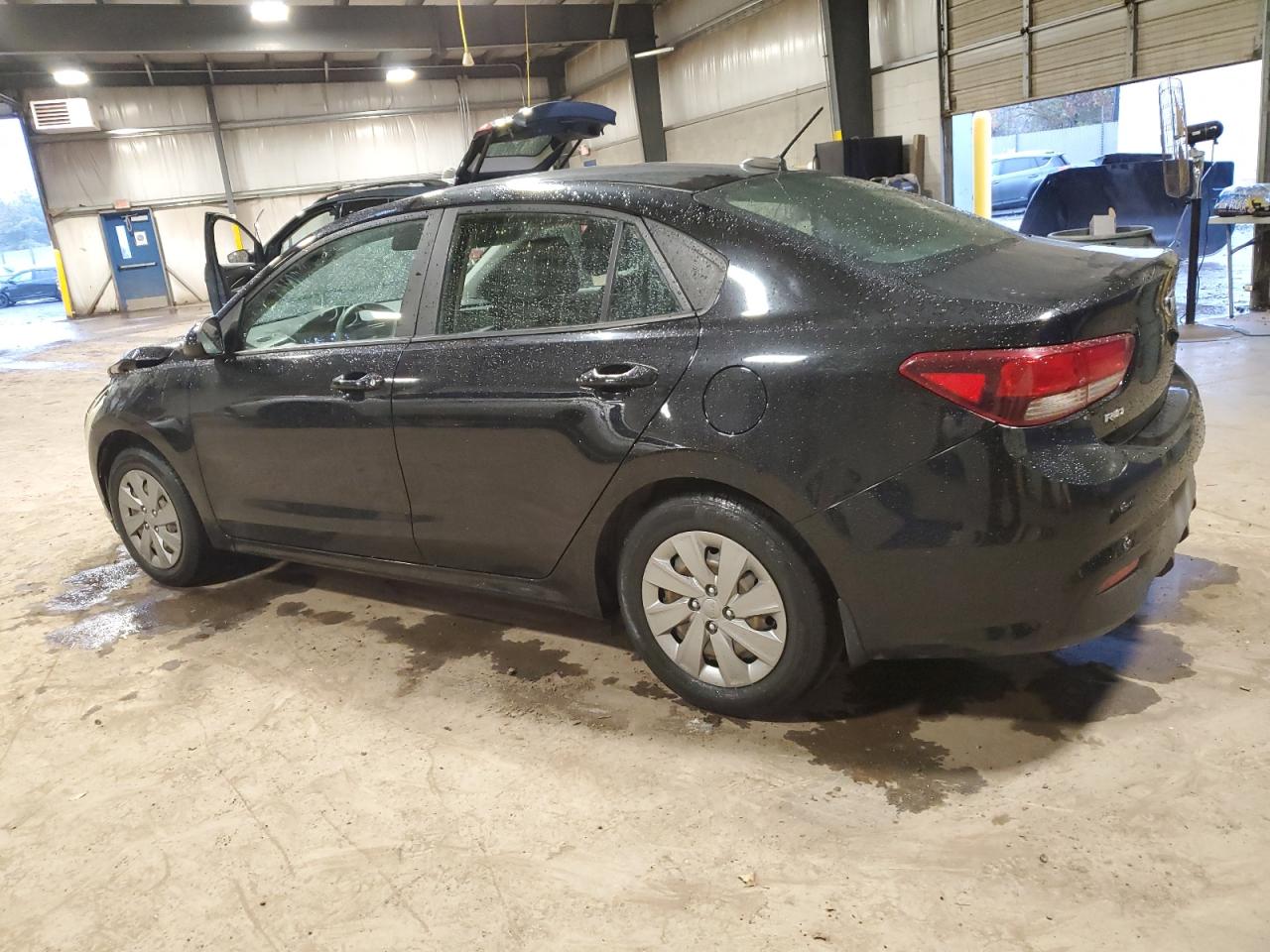 2020 Kia Rio VIN 3KPA24AD0LE349713 photo 2
