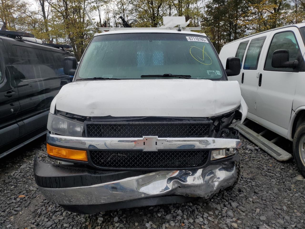 2021 Chevrolet Express VIN 1GCWGAF77M1309822 photo 5