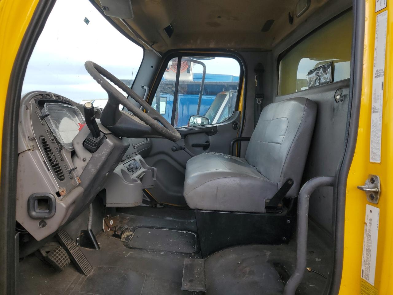 2006 FREIGHTLINER All models VIN 1FVACWDC46HW75304 photo 7