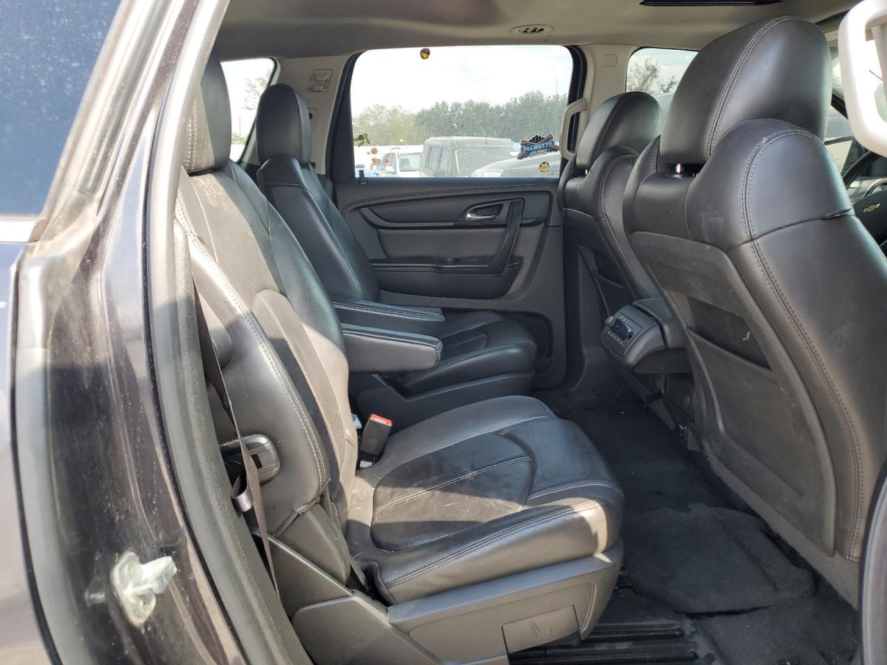 2014 Chevrolet Traverse VIN 1GNKRHKD7EJ361571 photo 10