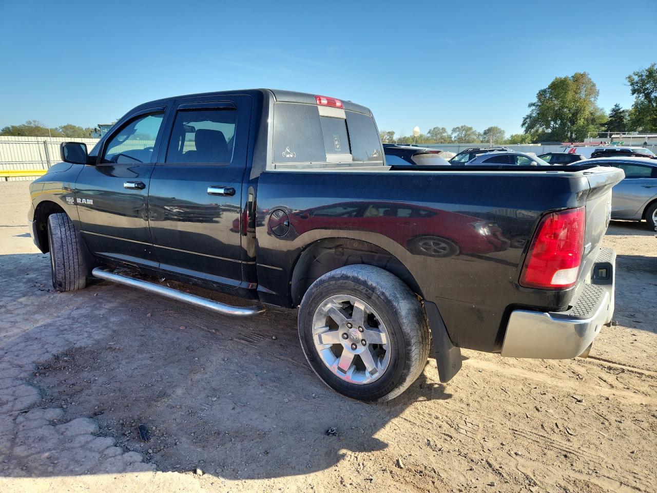 2009 Dodge All models VIN 1D3HV13T69S739754 photo 2