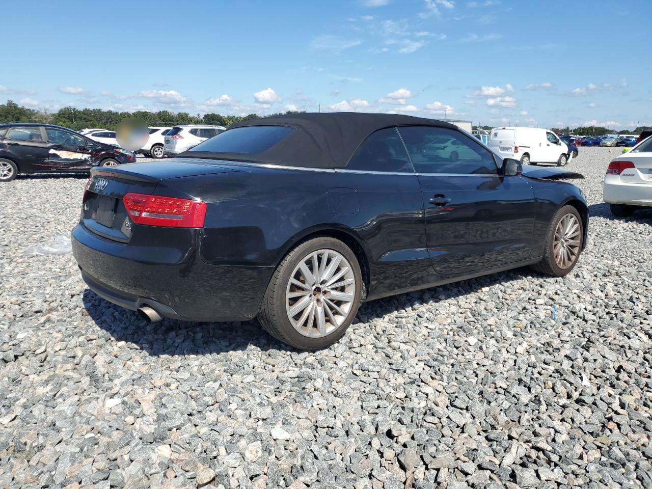 2011 Audi A5 VIN WAULFAFH7BN003639 photo 3