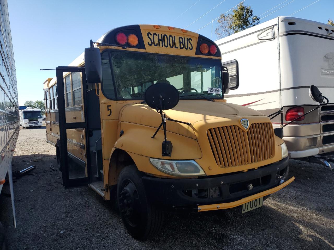 2011 Ic Ce series VIN 4DRBUSKN1BB370233 photo 1