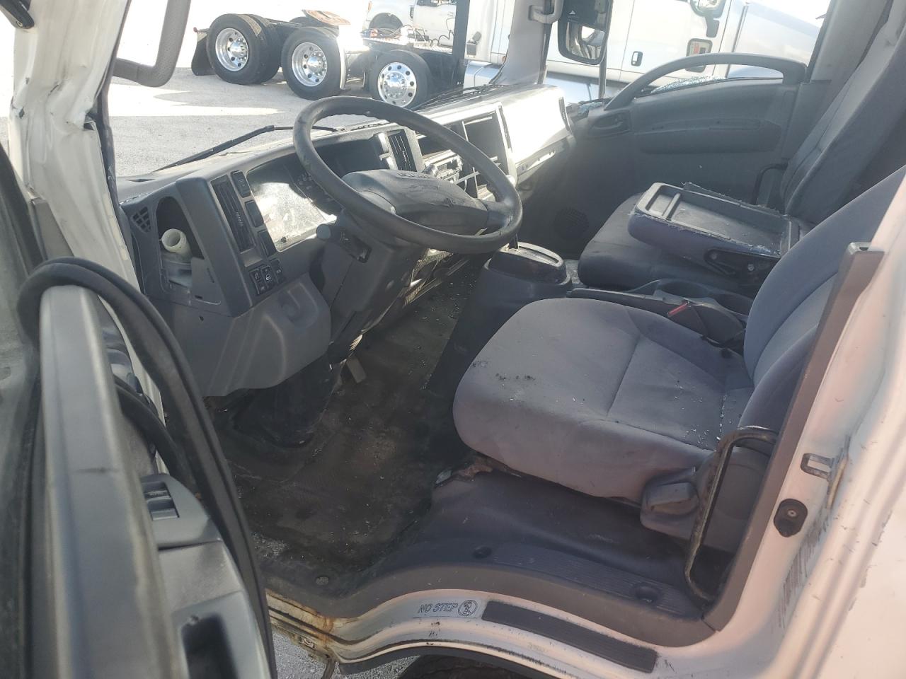 2021 Isuzu All models VIN 54DB4W1D6MS202798 photo 8