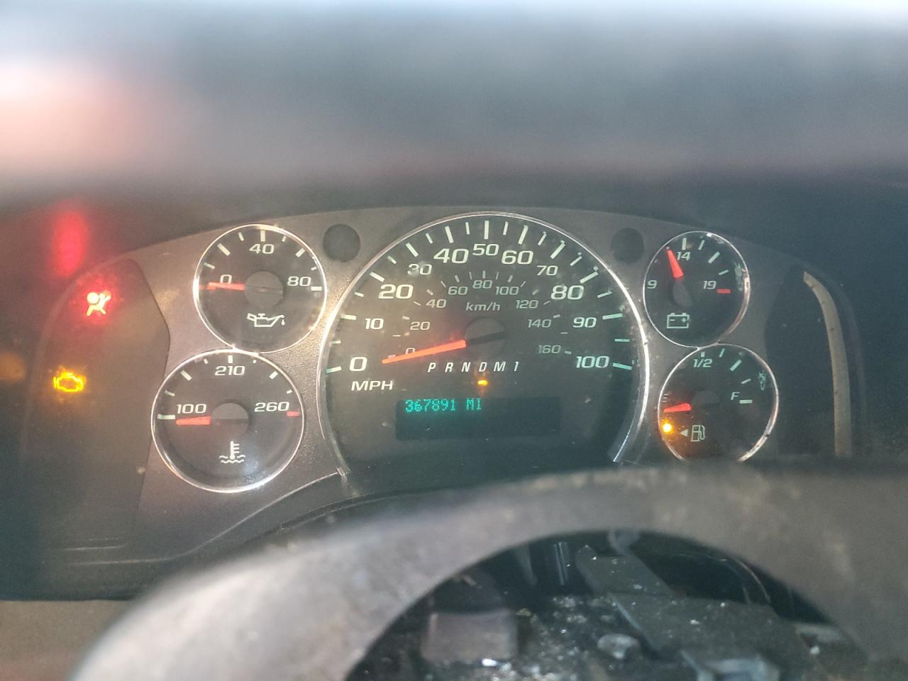 2014 GMC Savana VIN 1GD374CGXE1910275 photo 9