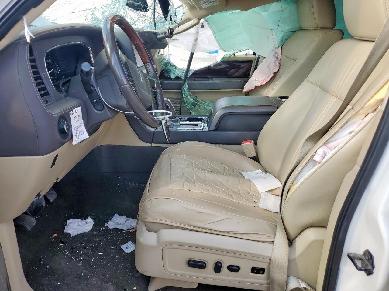 2015 Lincoln Navigator VIN 5LMJJ2JT6FEJ11307 photo 7
