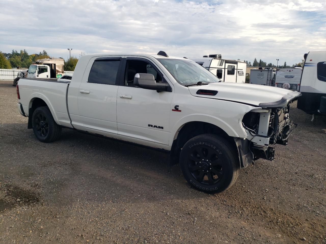 2021 Ram 3500 VIN 3C63R3ML1MG651011 photo 4