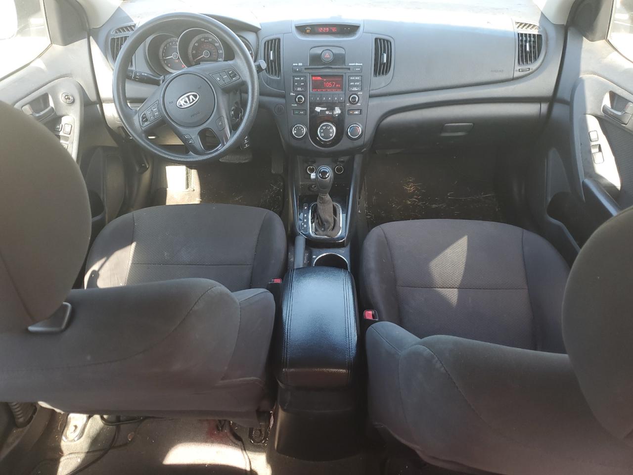 2012 Kia Forte VIN KNAFU4A28C5559046 photo 8