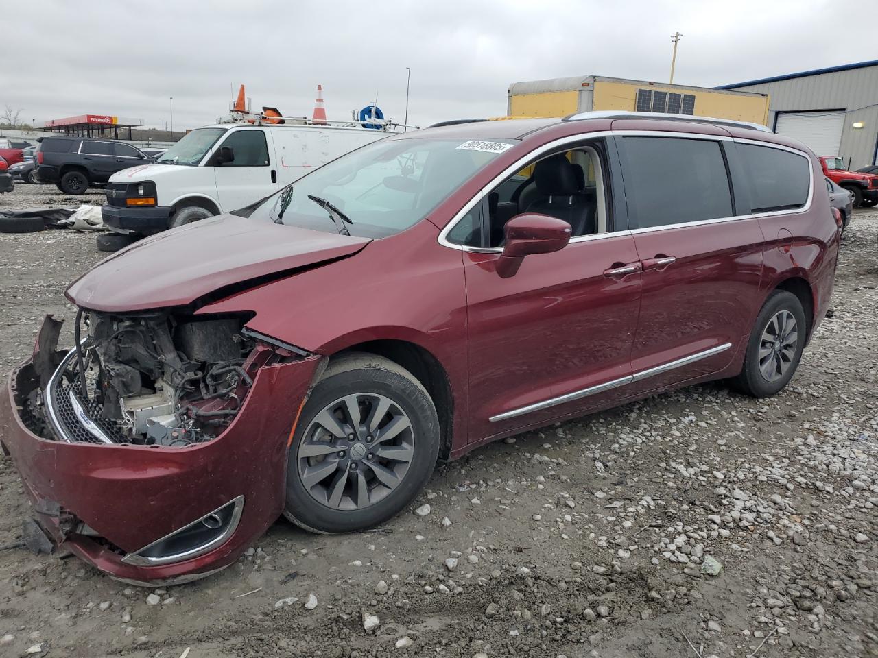 2020 Chrysler Pacifica VIN 2C4RC1EG2LR123822 photo 1
