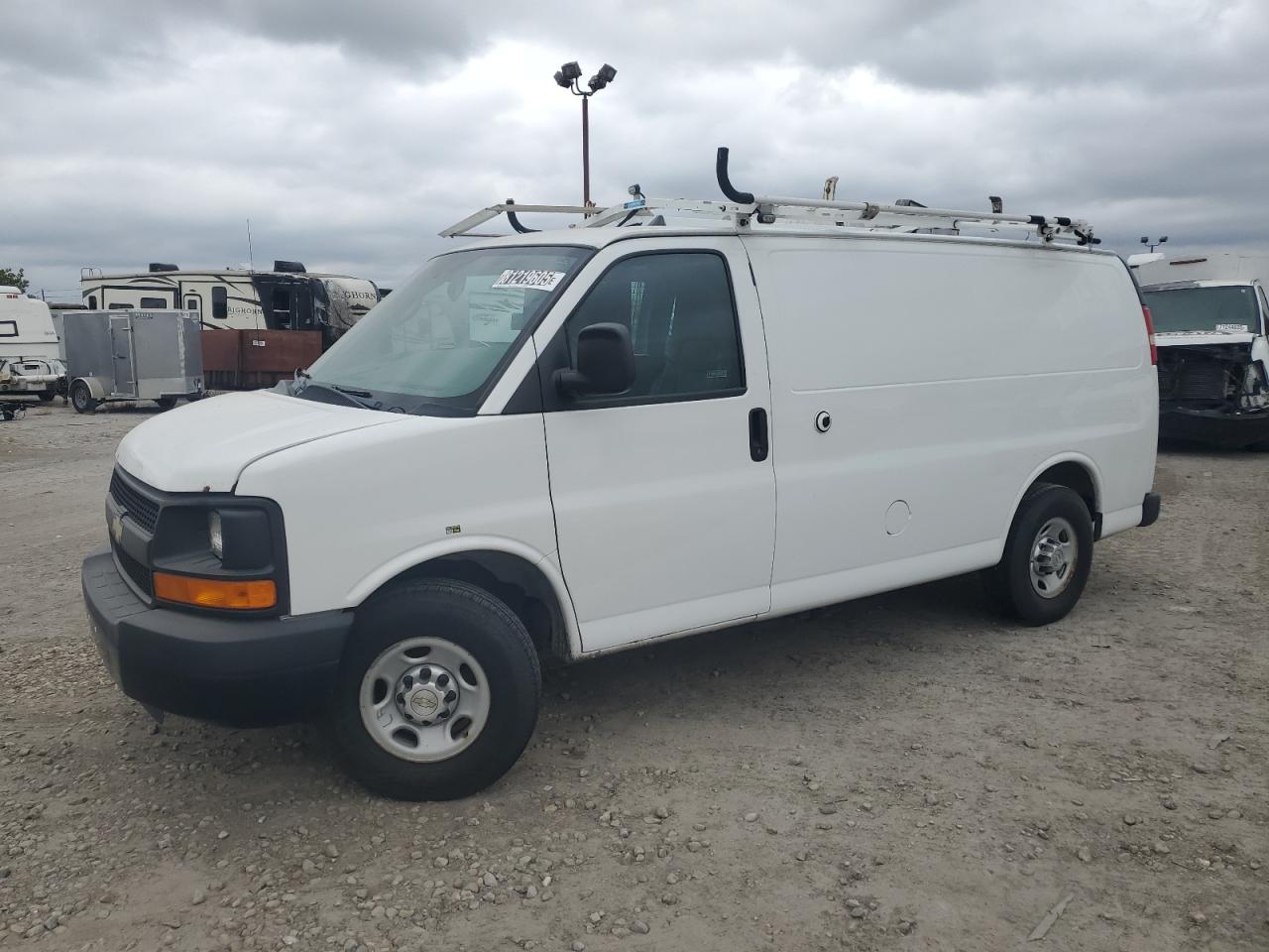 2013 CHEV Express VIN 1GCWGFCB1D1902193 photo 1