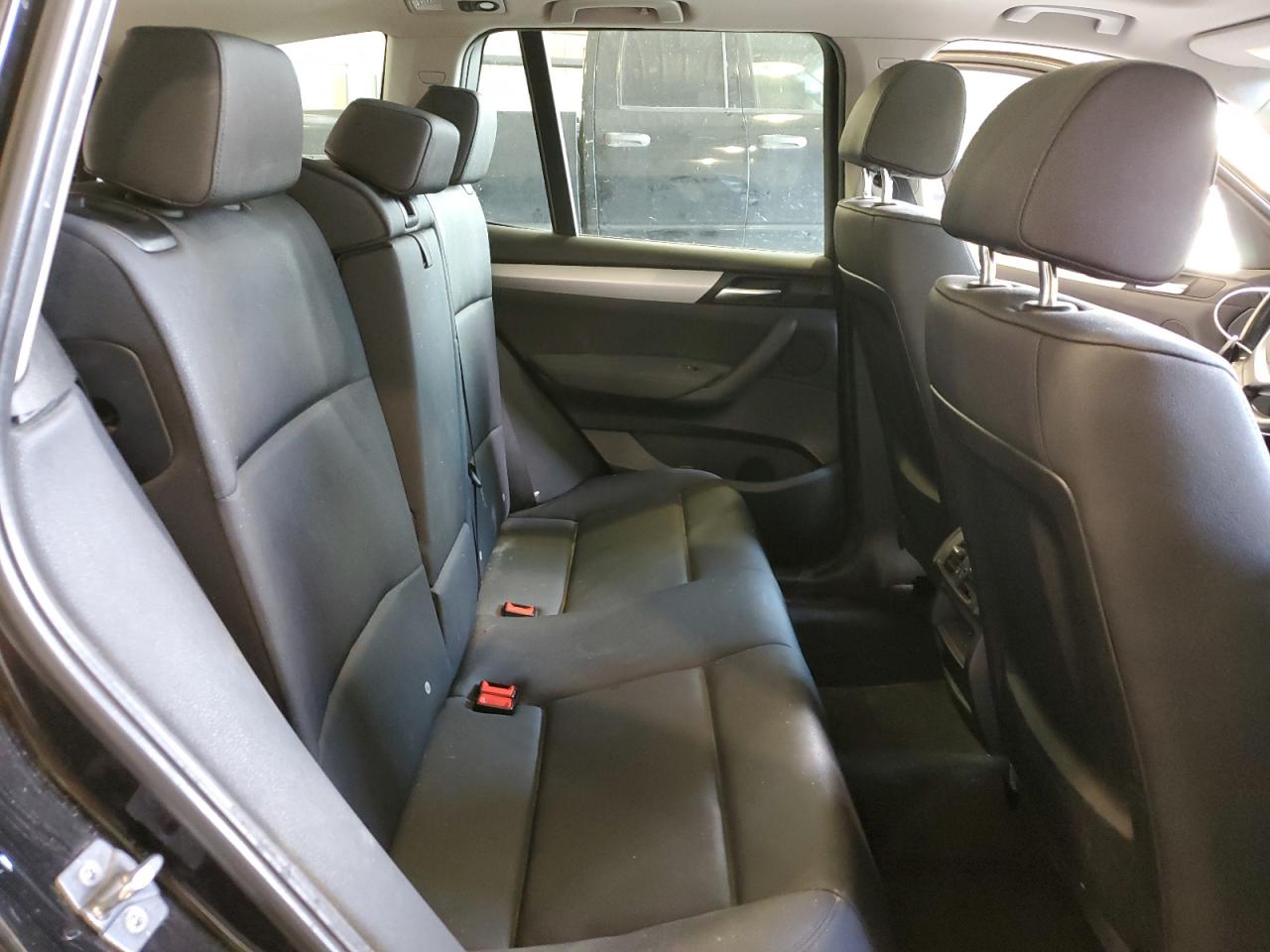 2011 BMW X3 VIN 5UXWX7C54BL734002 photo 11
