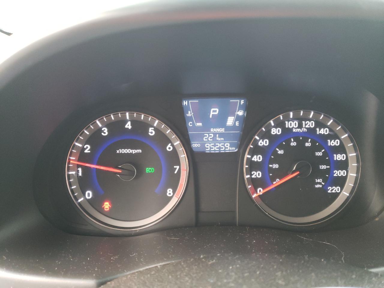 2014 HYUNDAI Accent VIN KMHCT5AE6EU160620 photo 9