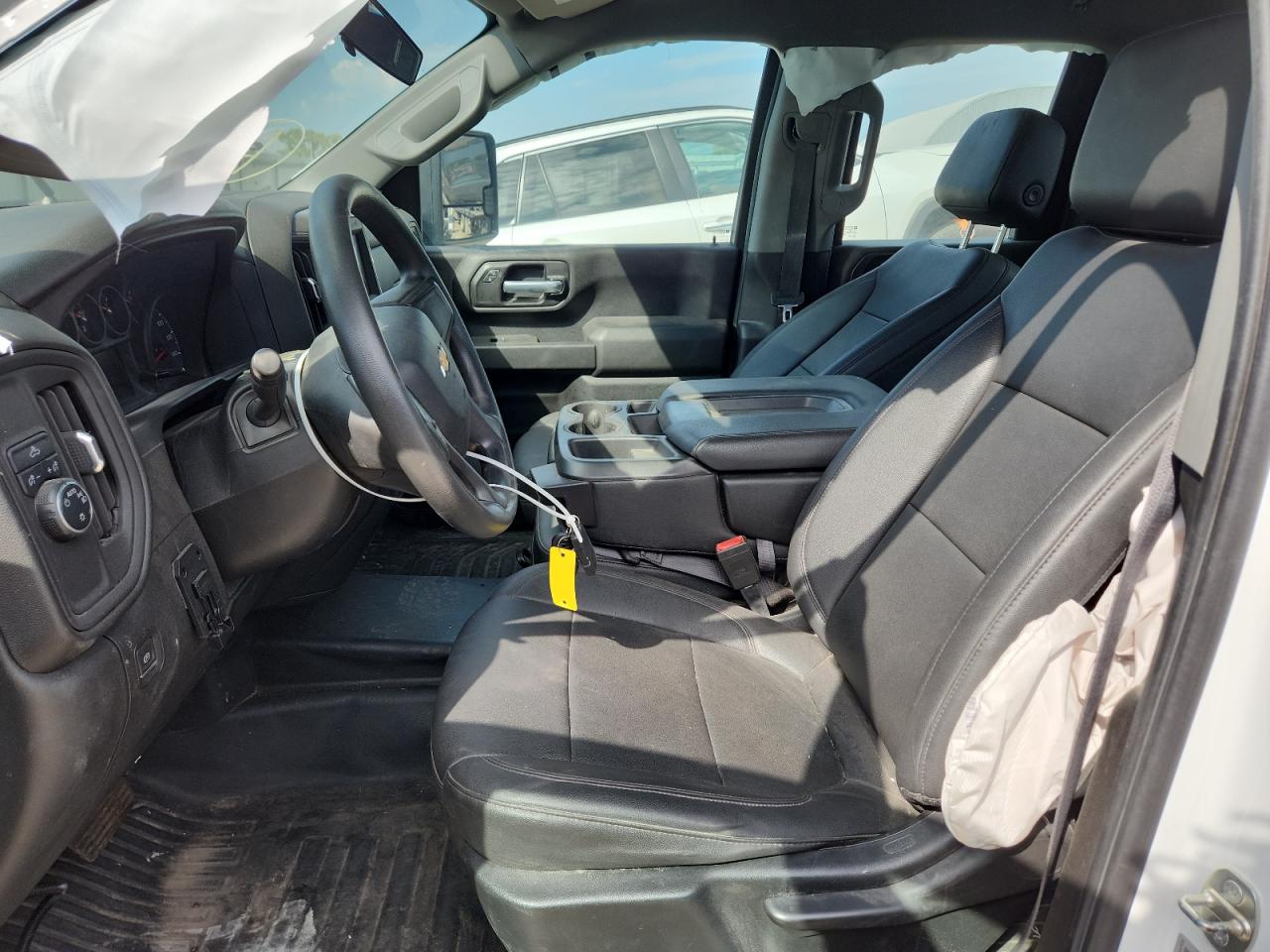 2021 Chev All models VIN 1GC5WLE75MF198704 photo 7