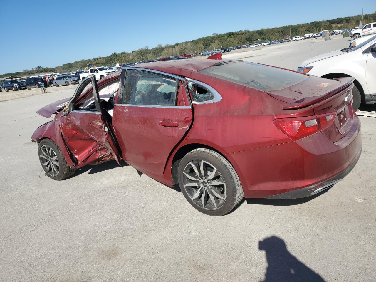 2023 Chevrolet Malibu VIN 1G1ZG5ST2PF237340 photo 2
