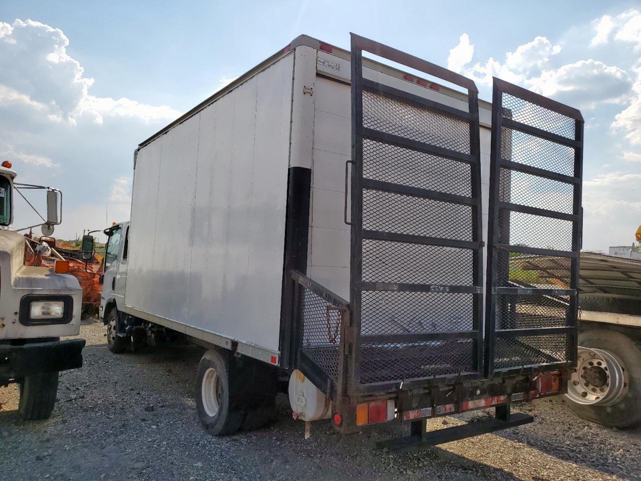 2012 Isuzu Npr VIN JALC4J162C7003549 photo 2
