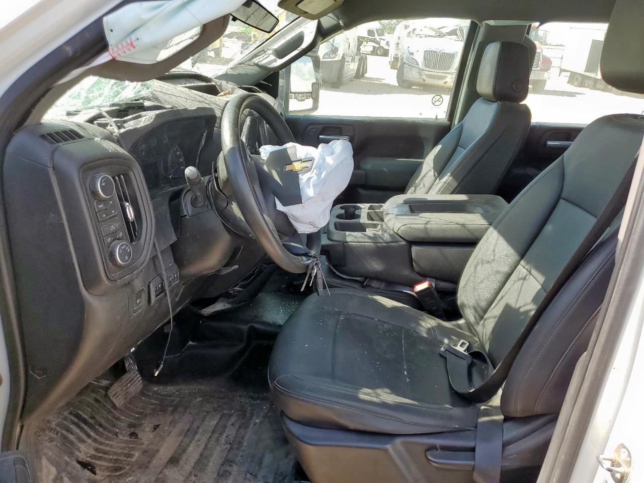 2023 CHEVROLET All models VIN 1GB4YSEY1PF146410 photo 7
