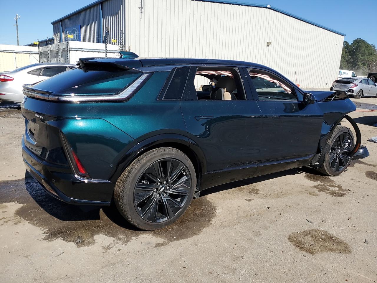 2024 Cadillac Lyriq spor VIN 1GYKPWRL7RZ127674 photo 3