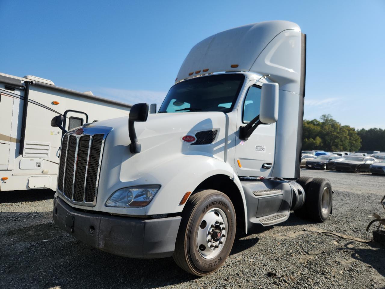 2017 PETERBILT All models VIN 1XPBA48X2HD428511 photo 2
