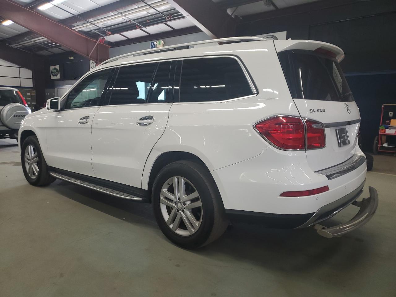2015 MERCEDES-BENZ Gl-class VIN 4JGDF6EE6FA461189 photo 2