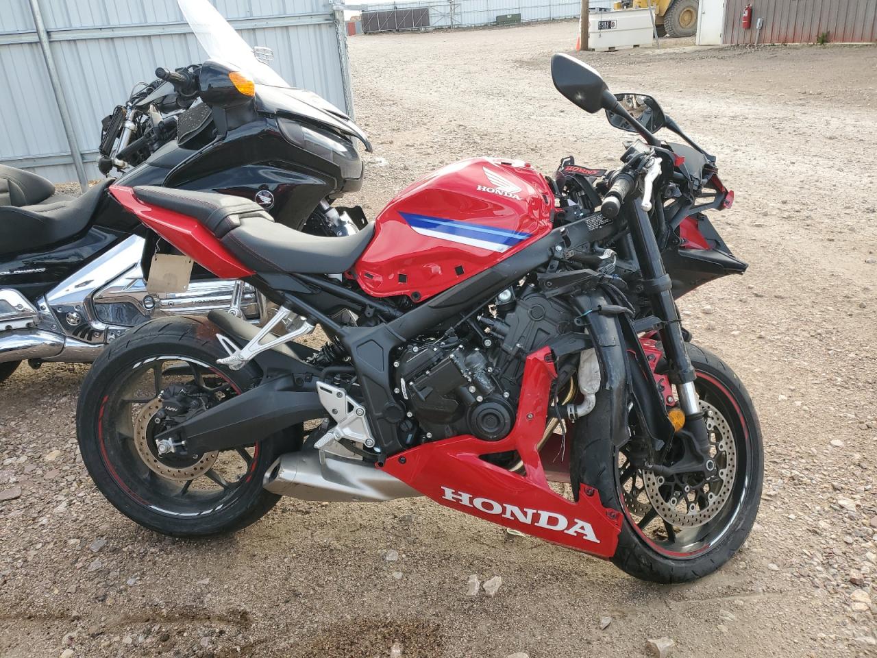 2024 Honda Cbr cycle VIN MLHRH1551R5001441 photo 1