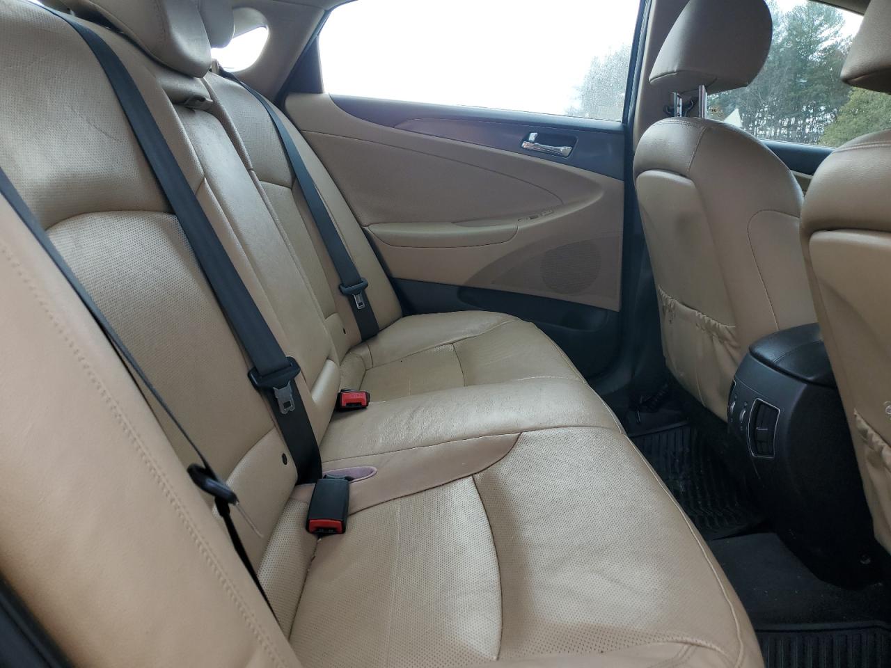 2013 Hyundai Sonata VIN KMHEC4A42DA096909 photo 10
