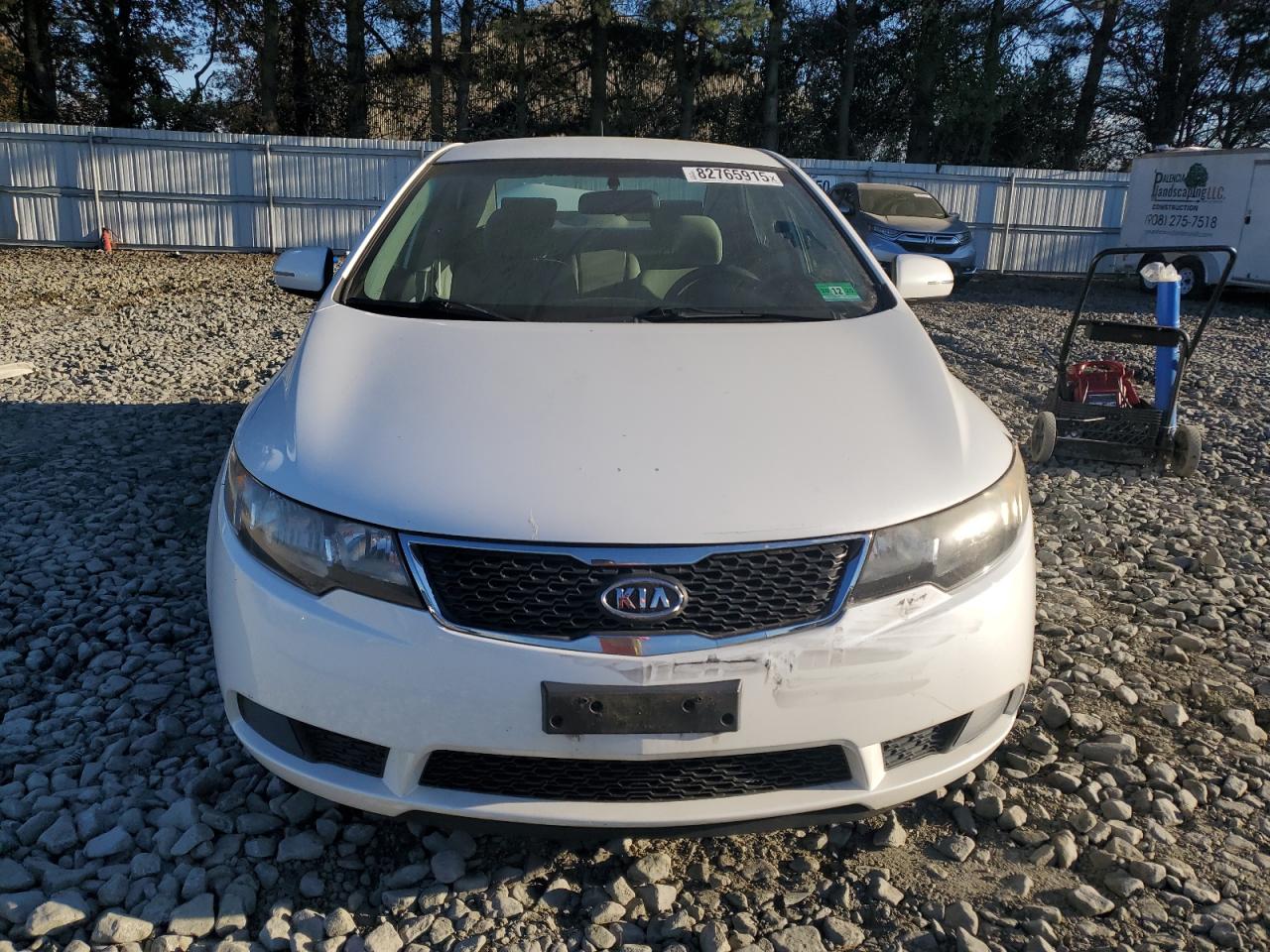2012 Kia Forte VIN KNAFU4A28C5496577 photo 5